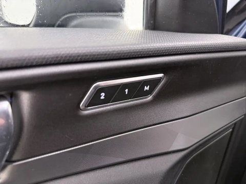 Lynk & Co 01 1.5 Plug-in Pano Sfeer. CarPlay 360° Trekh.