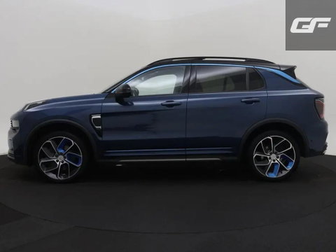 Lynk & Co 01 1.5 Plug-in Pano Sfeer. CarPlay 360° Trekh.