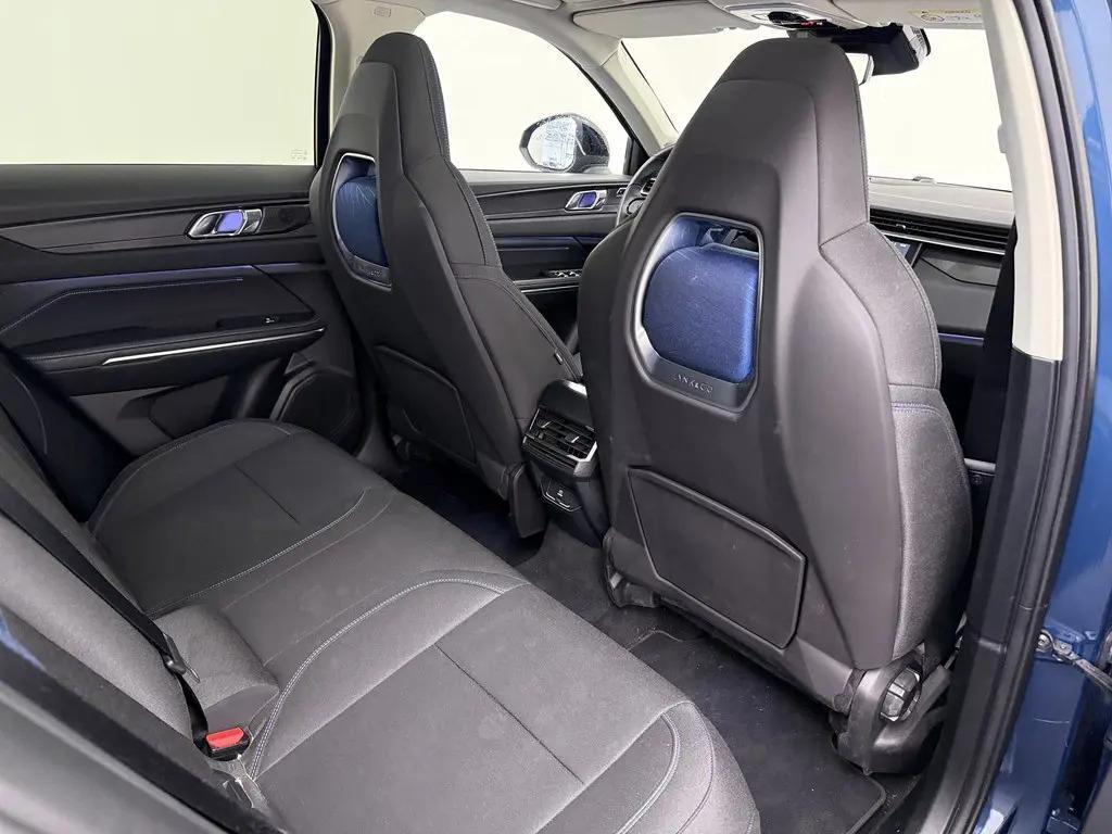 Lynk & Co 01 1.5 Plug-in Pano Sfeer. CarPlay 360° Trekh.