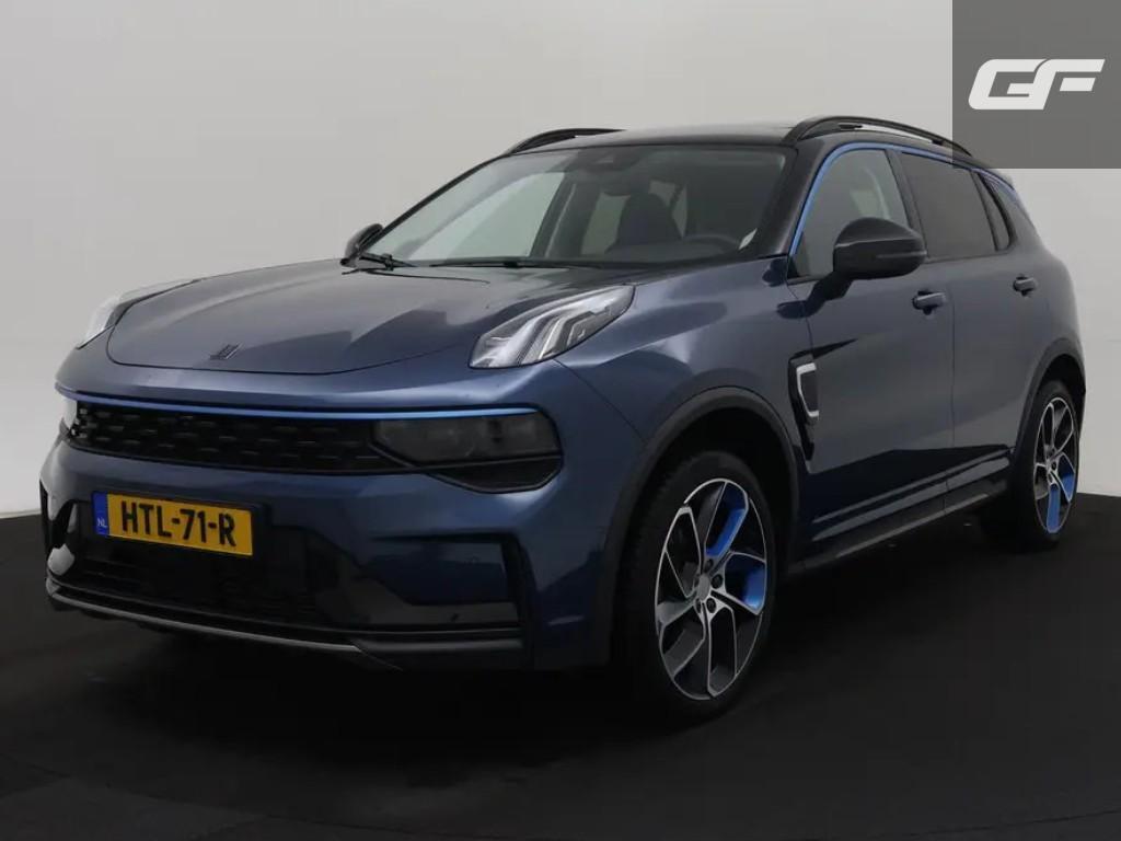 Lynk & Co 01 1.5 Plug-in Pano Sfeer. CarPlay 360° Trekh.