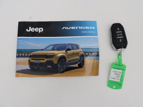 Jeep Avenger Avenger 54 kWh | SOH 97,6% | 3 Fase | Carplay | Adaptive cruise | Camera | Half leer | LM | LED | Climate control | Parkeersensoren