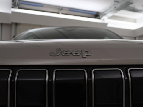 Jeep Avenger Avenger 54 kWh | SOH 97,6% | 3 Fase | Carplay | Adaptive cruise | Camera | Half leer | LM | LED | Climate control | Parkeersensoren