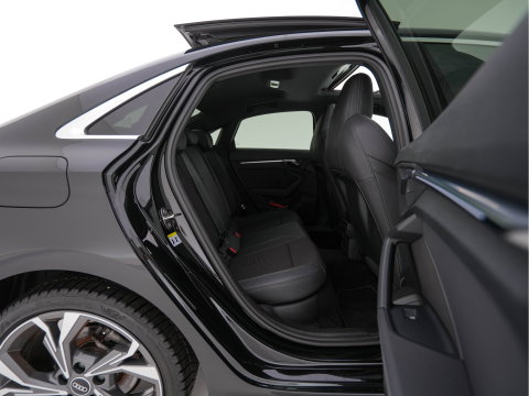 Audi A3 Limousine 30 TFSI S-Line Edition (INCL-BTW) Aut. *PANO | LEATHER-FABRIC | FULL-LED | AMBIENTLIGHT | SPORTSEATS | DIGI-COCKPIT | NAVI-FULLMAP | PRIVACYGLASS | SHIFTPADDLES | DAB+ | CRUISE | KEYLESS | PDC | 18"ALU*