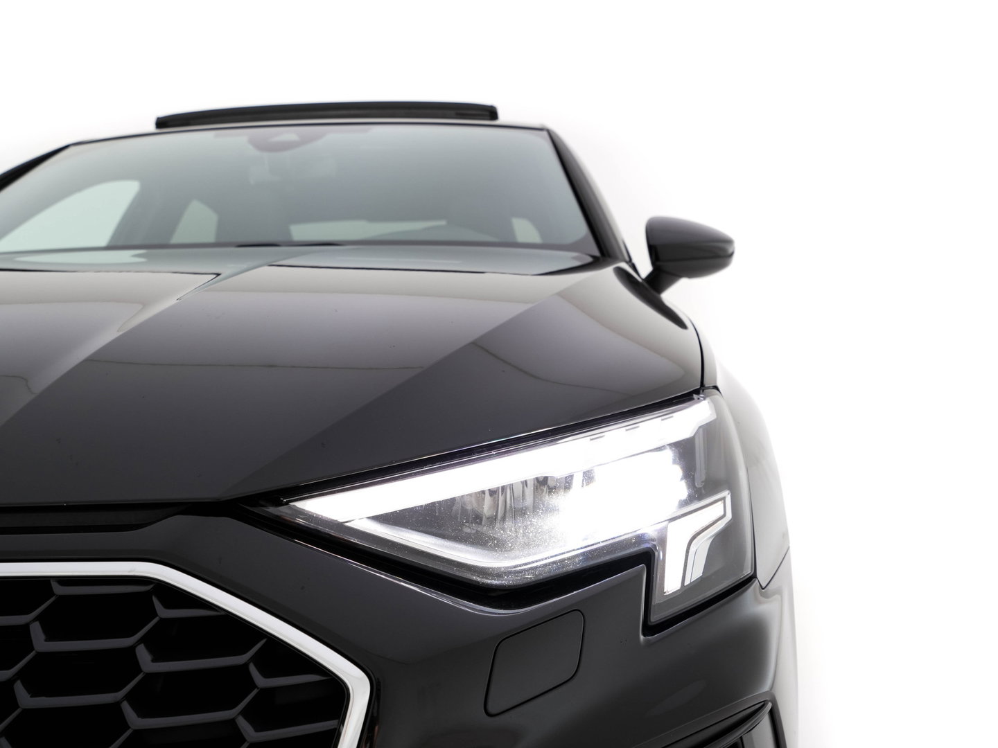 Audi A3 Limousine 30 TFSI S-Line Edition (INCL-BTW) Aut. *PANO | LEATHER-FABRIC | FULL-LED | AMBIENTLIGHT | SPORTSEATS | DIGI-COCKPIT | NAVI-FULLMAP | PRIVACYGLASS | SHIFTPADDLES | DAB+ | CRUISE | KEYLESS | PDC | 18"ALU*