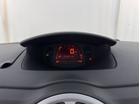 Renault Modus 1.4-16V Dynamique *AUTOMATSCHE AIRCO | CRUISE | COMFORTS-SEATS | RADIO-CD TOWBAR | 15INCH*