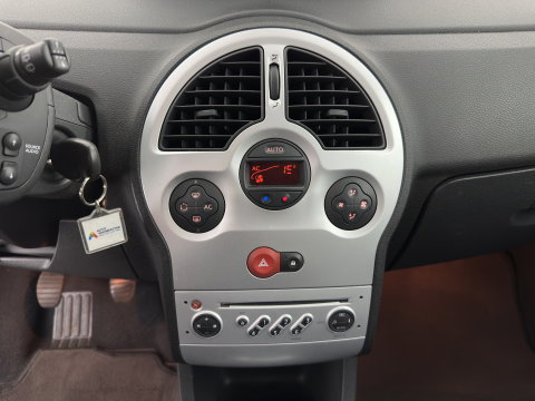 Renault Modus 1.4-16V Dynamique *AUTOMATSCHE AIRCO | CRUISE | COMFORTS-SEATS | RADIO-CD TOWBAR | 15INCH*