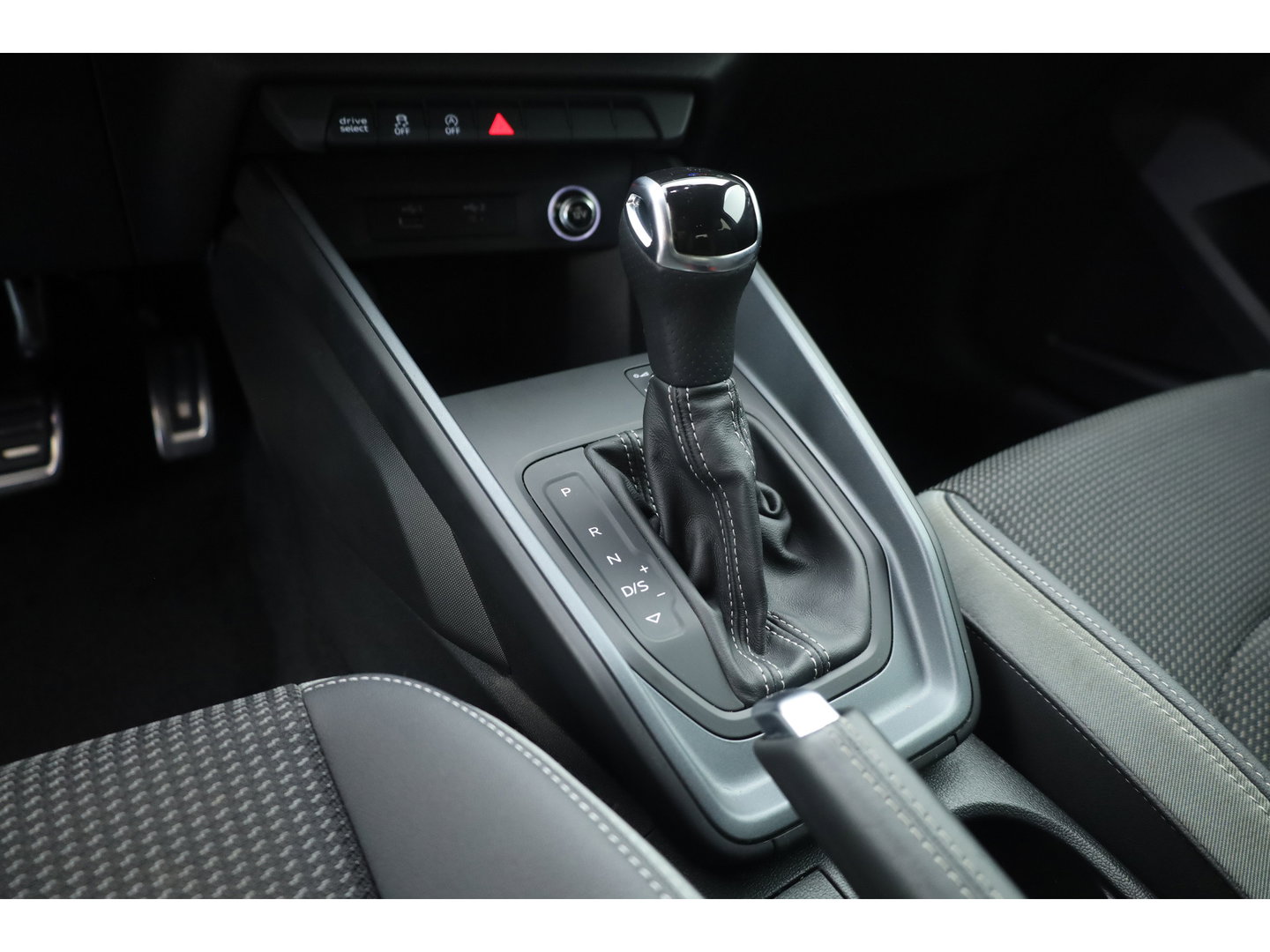 Audi A1 Sportback 30 TFSI Pro Line S | Dig. Cockpit | Cruise Contr. | Apple CarPlay & Android Auto | Stoelverw. | All Season | 17''