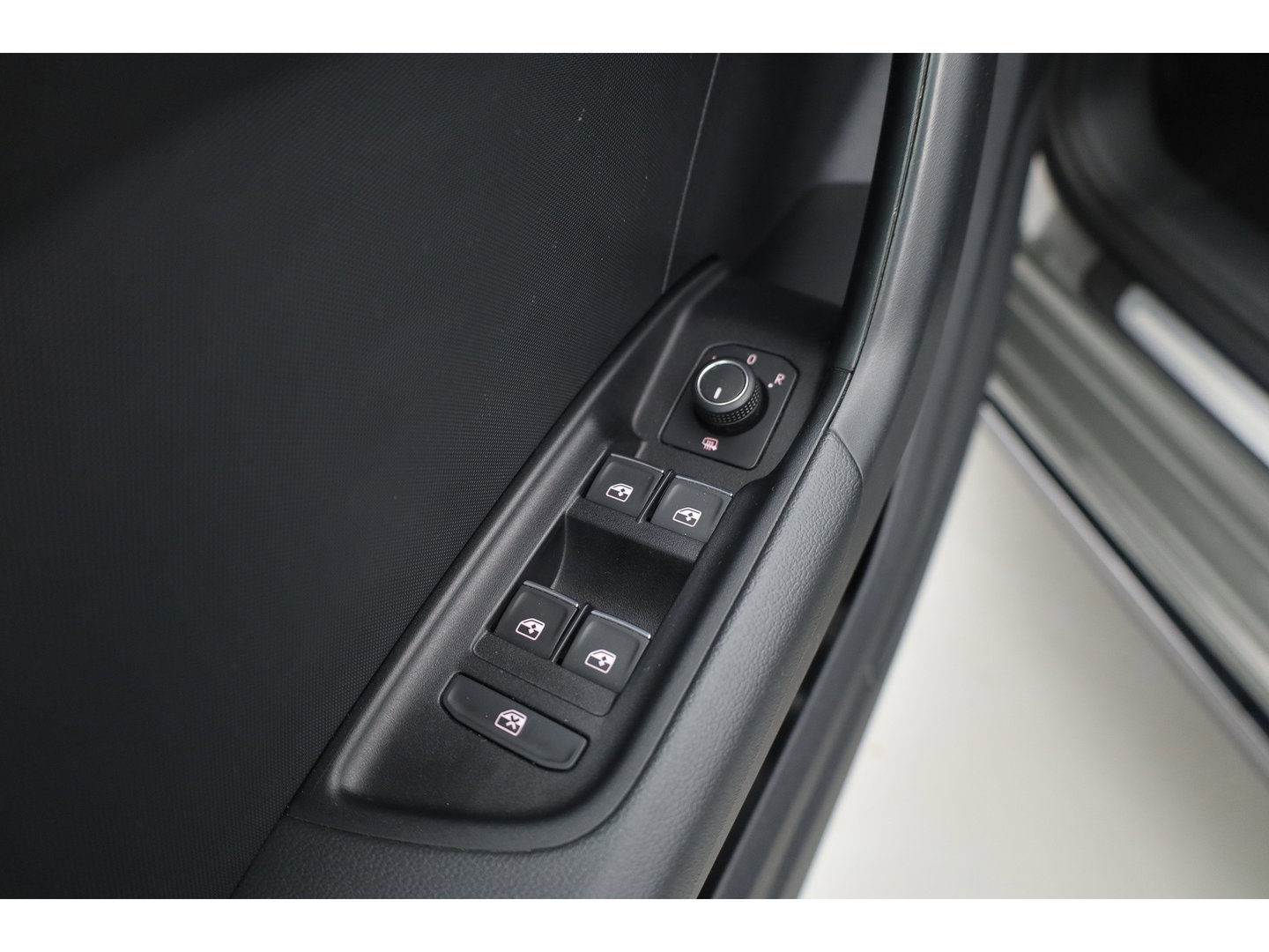 Audi A1 Sportback 30 TFSI Pro Line S | Dig. Cockpit | Cruise Contr. | Apple CarPlay & Android Auto | Stoelverw. | All Season | 17''