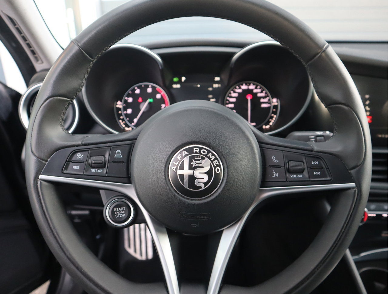 Alfa Romeo Giulia