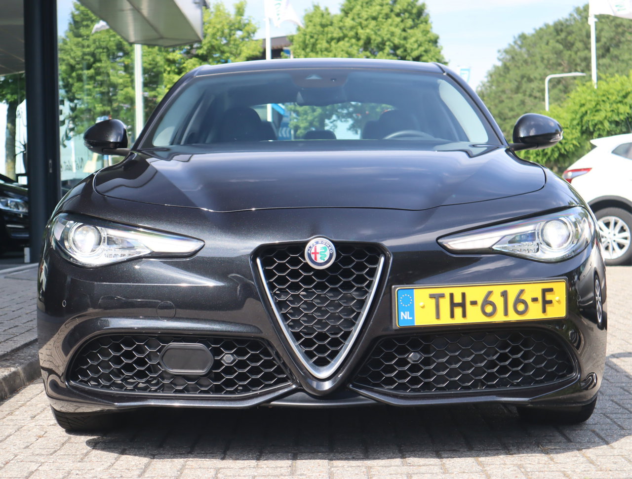 Alfa Romeo Giulia