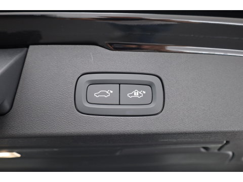 Volvo V60 2.0 T6 Plug-in hybrid AWD Plus Bright | Pano-dak | Head-up | Harman & Kardon | 360 camera | 4x stoel+ stuurverw. |