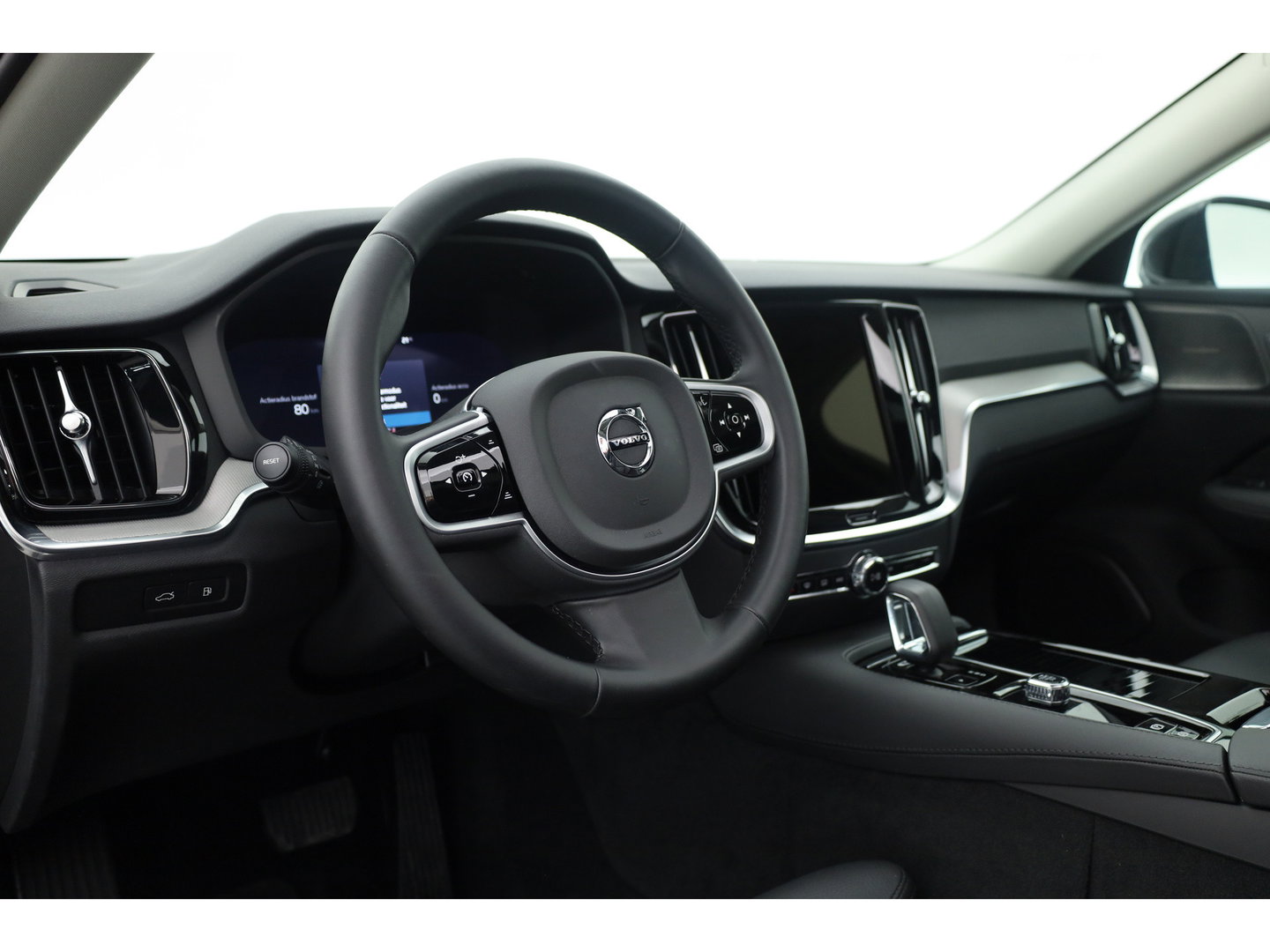 Volvo V60 2.0 T6 Plug-in hybrid AWD Plus Bright | Pano-dak | Head-up | Harman & Kardon | 360 camera | 4x stoel+ stuurverw. |