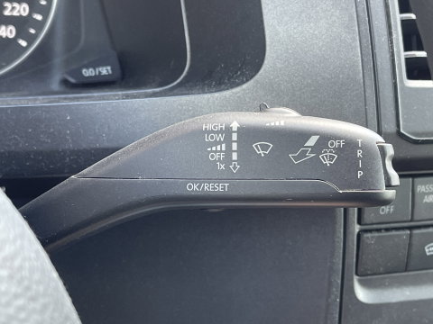 Volkswagen Transporter 2.0 TSI L1H1 | Marge! | Benzine! | Trekhaak | Cruise Control | Parkeersensoren Achter | Voorruitverwarming | Apple Carplay | Android Auto |