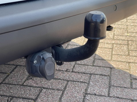 Volkswagen Transporter 2.0 TSI L1H1 | Marge! | Benzine! | Trekhaak | Cruise Control | Parkeersensoren Achter | Voorruitverwarming | Apple Carplay | Android Auto |