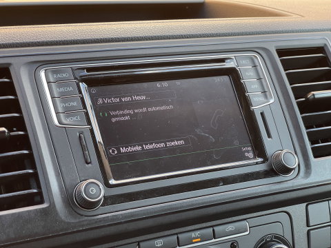 Volkswagen Transporter 2.0 TSI L1H1 | Marge! | Benzine! | Trekhaak | Cruise Control | Parkeersensoren Achter | Voorruitverwarming | Apple Carplay | Android Auto |