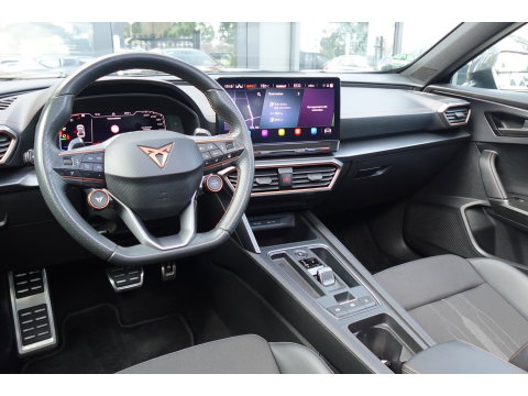 CUPRA Formentor 1.4 e-Hybrid VZ Performance PANO KEYLESS CAM