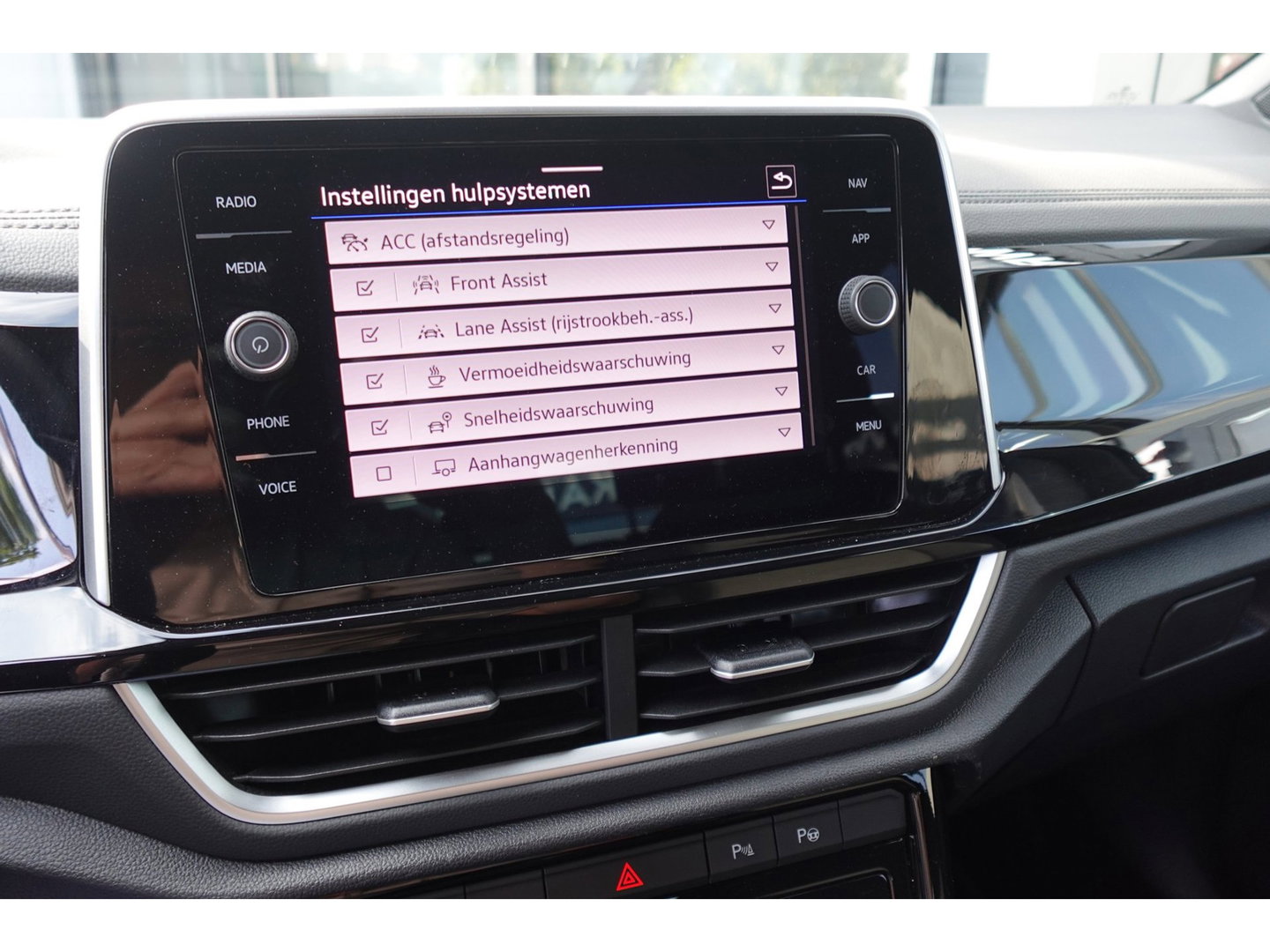 Volkswagen T-Roc 1.5 TSI R-Line Edition CAM PDC ACC