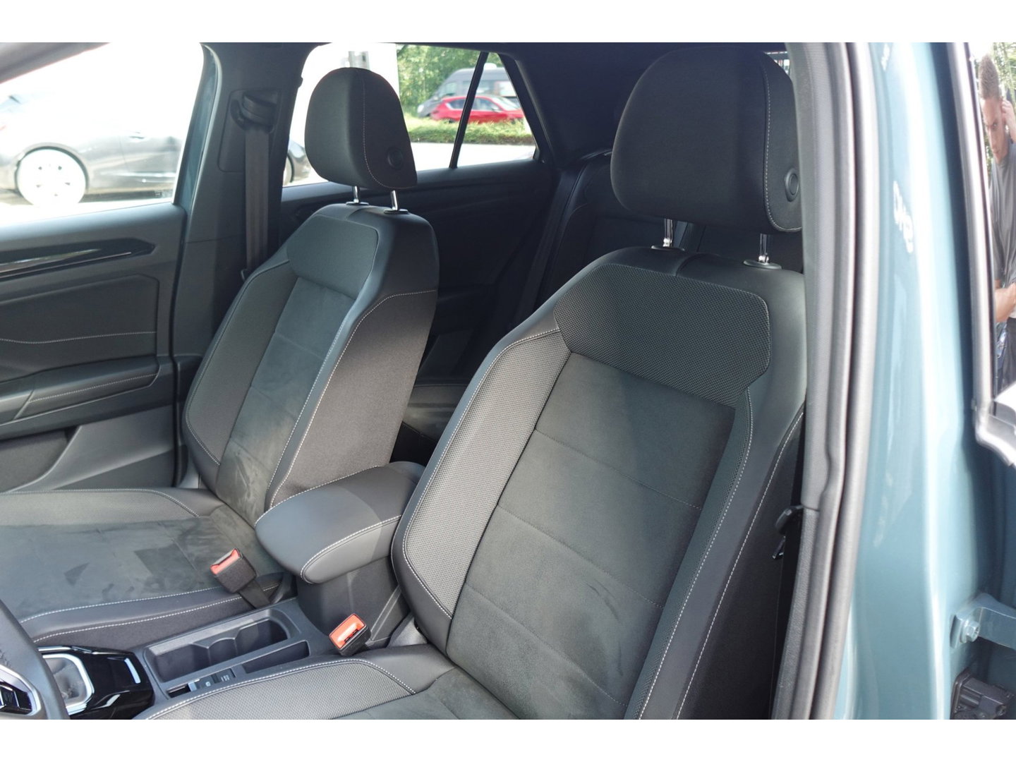 Volkswagen T-Roc 1.5 TSI R-Line Edition CAM PDC ACC