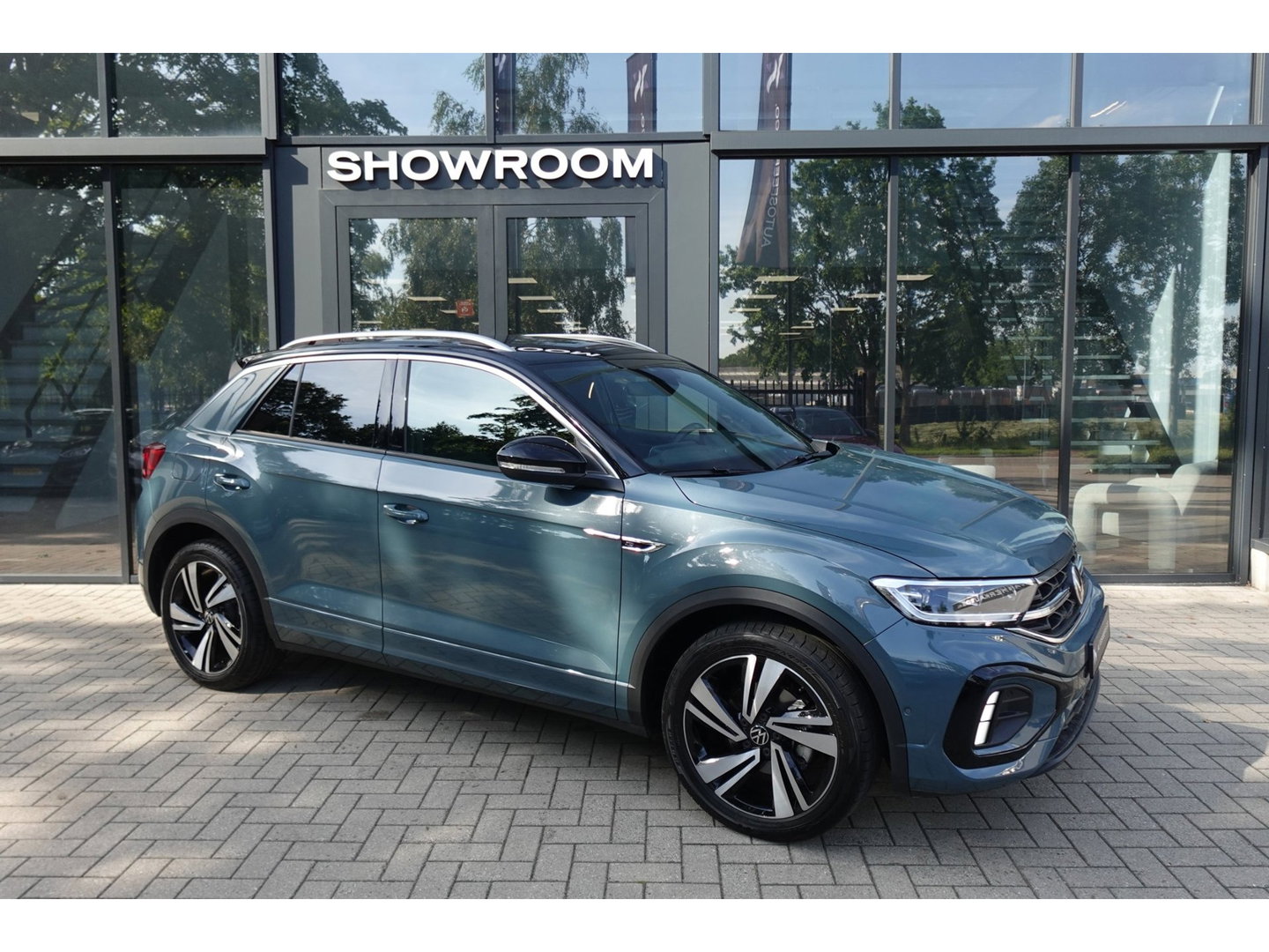 Volkswagen T-Roc 1.5 TSI R-Line Edition CAM PDC ACC