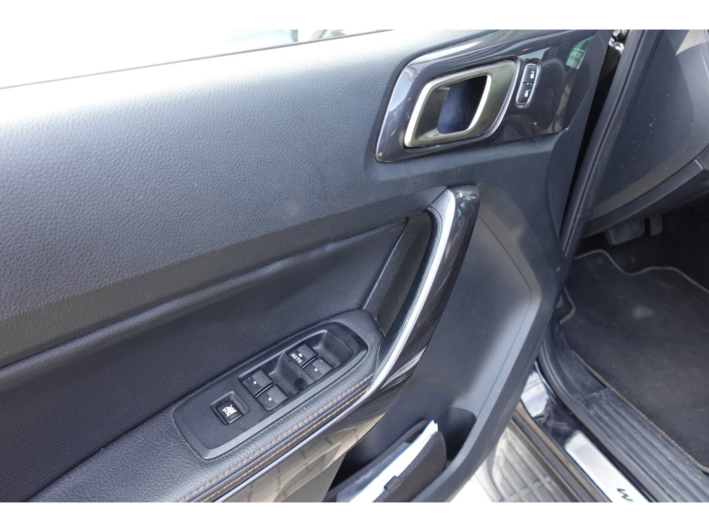 Ford Ranger 2.0 TDCI CAM PDC KEYLESS