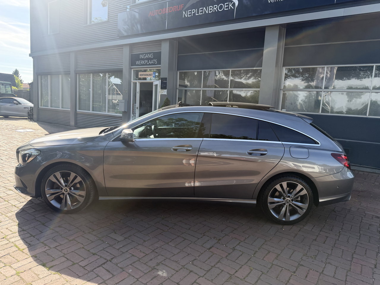 Mercedes-Benz CLA