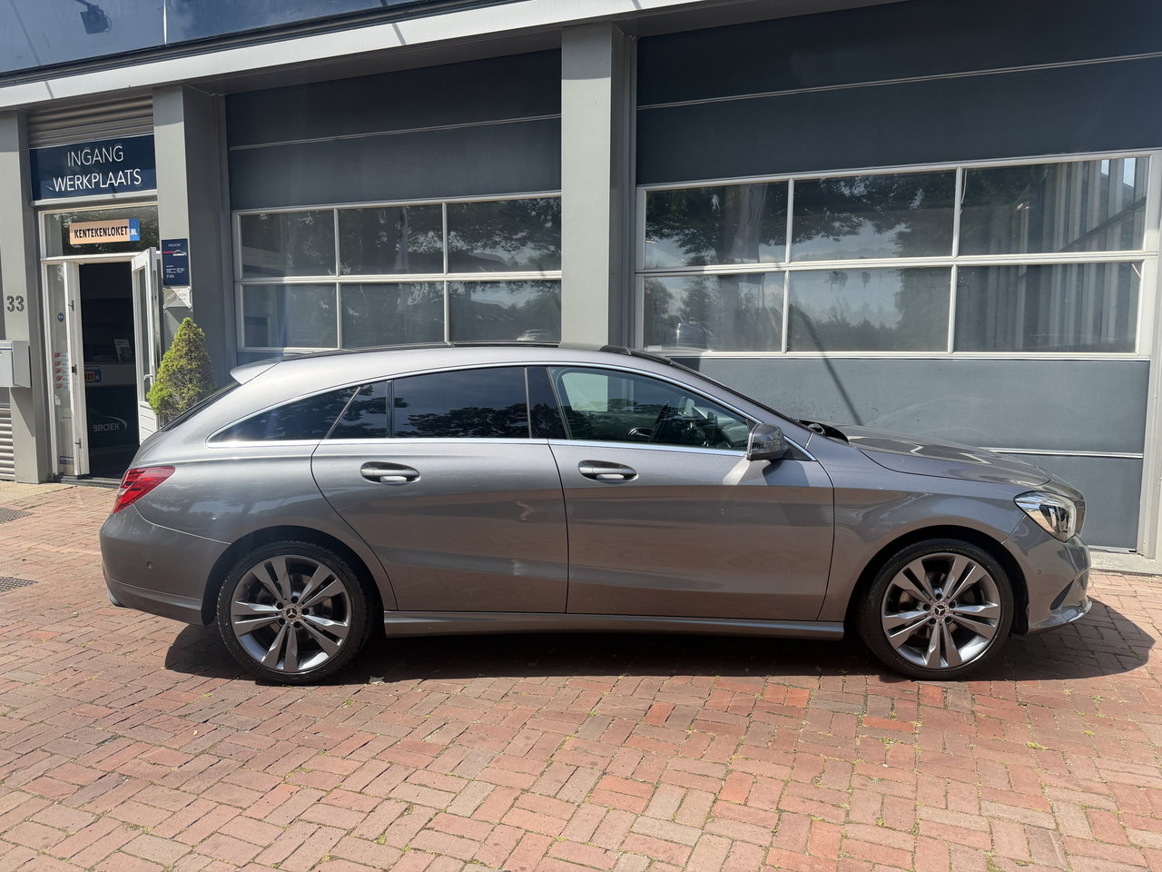 Mercedes-Benz CLA