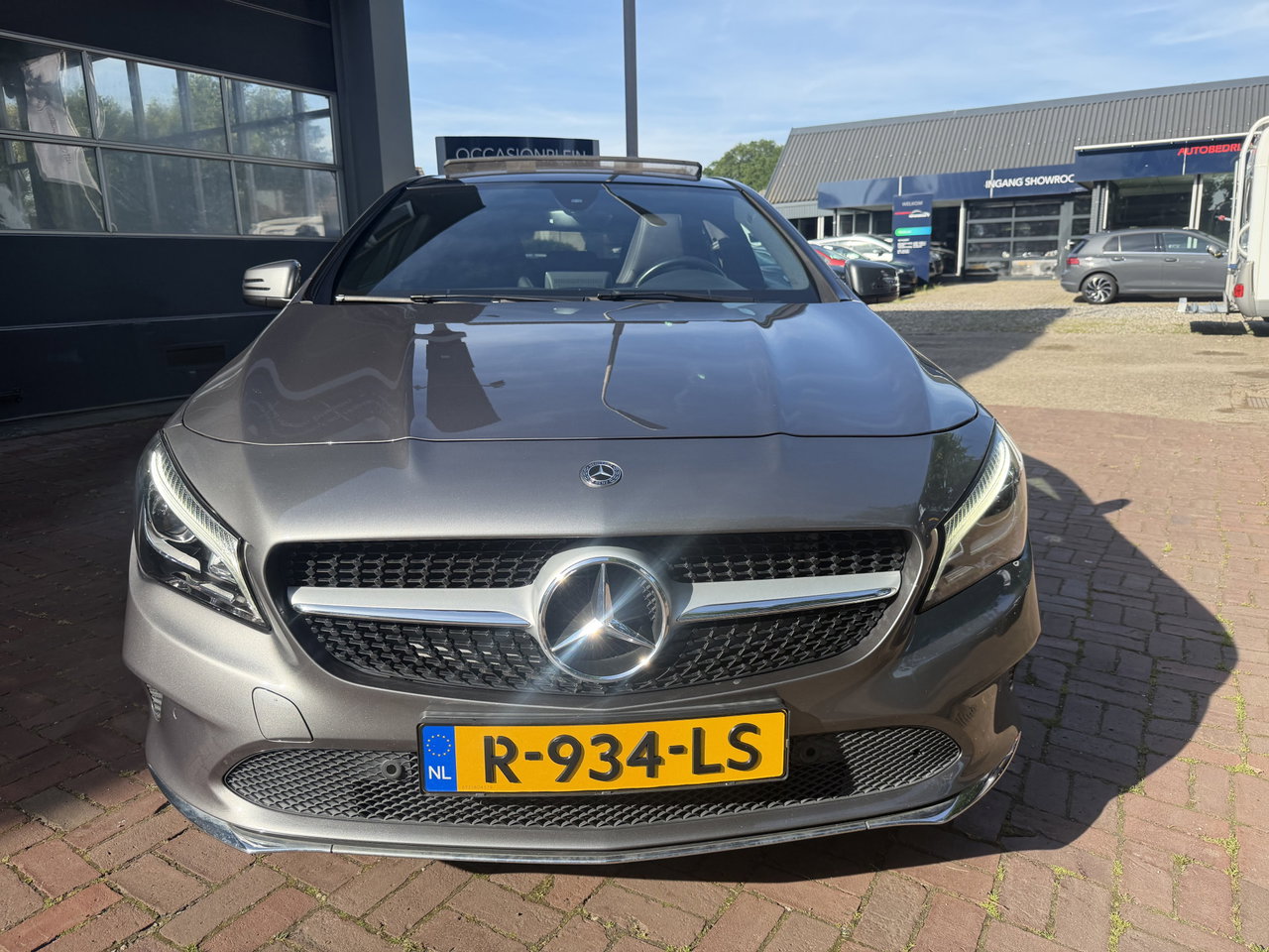 Mercedes-Benz CLA