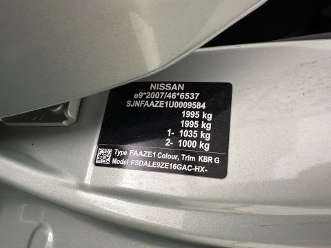 Nissan Leaf 2.ZERO EDITION 40 kWh Aut. *ADAPTIVE-CRUISE | NAVI-FULLMAP | DIGI-COCKPIT | TOP-VIEW | BLIND-SPOT | KEYLESS | DAB+ | LANE-ASSIST | HEATED-COMFORTSEATS | CARPLAY | ECC | PRIVACY-GLASS | PDC | 17"ALU*
