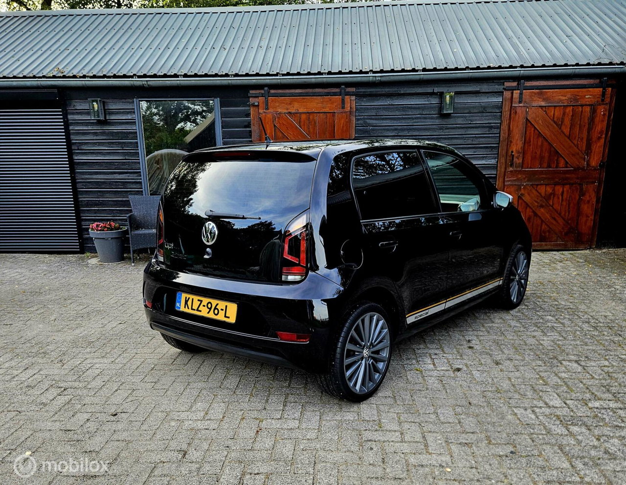 Volkswagen up!