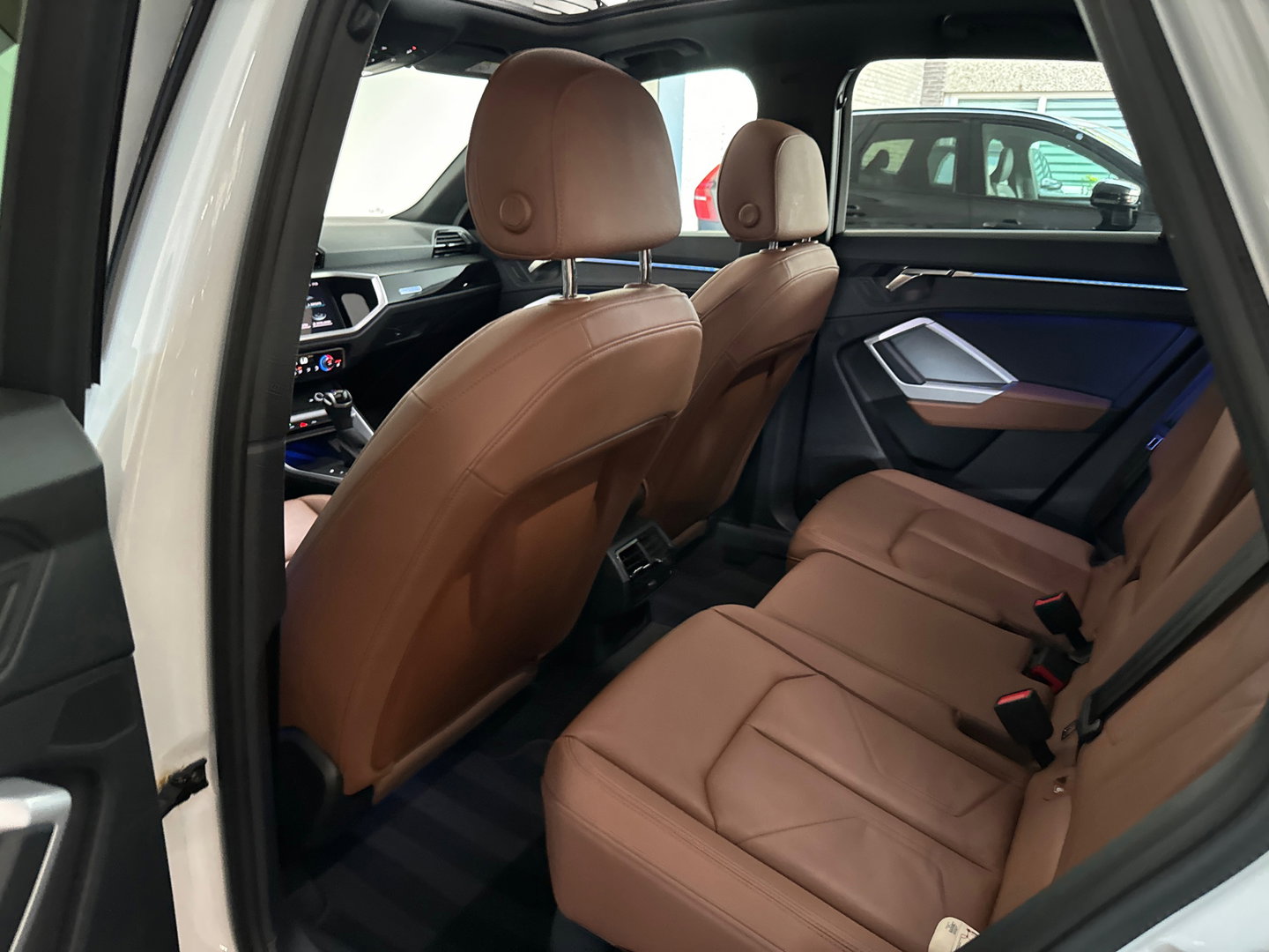 Audi Q3 45 TFSI e Business Edition Pano|Keyless|Leer|Sfeer