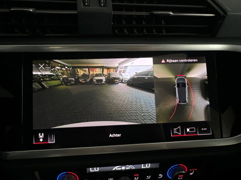 Audi Q3 45 TFSI e Business Edition Pano|Keyless|Leer|Sfeer