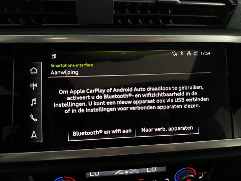 Audi Q3 45 TFSI e Business Edition Pano|Keyless|Leer|Sfeer