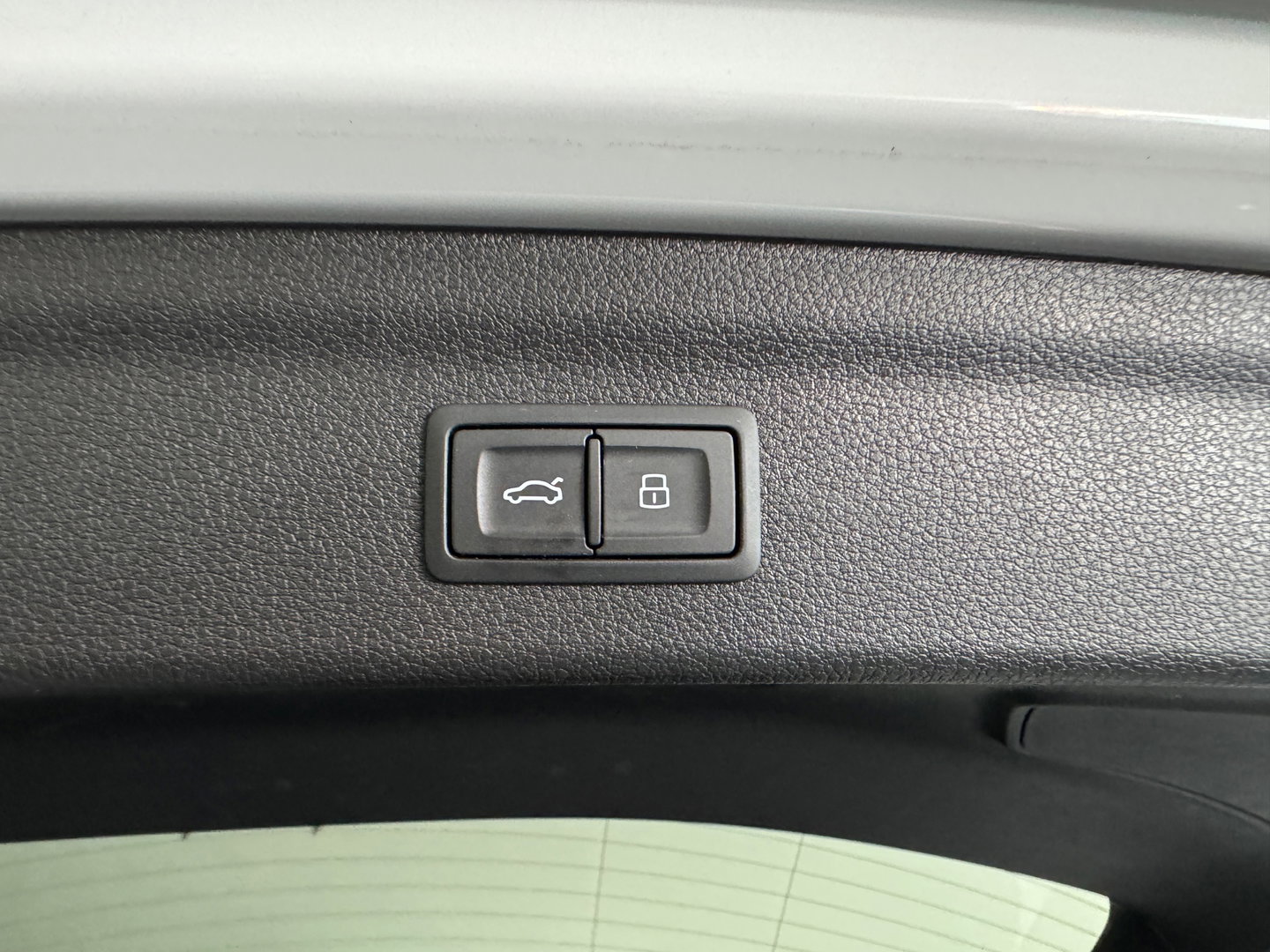 Audi Q3 45 TFSI e Business Edition Pano|Keyless|Leer|Sfeer