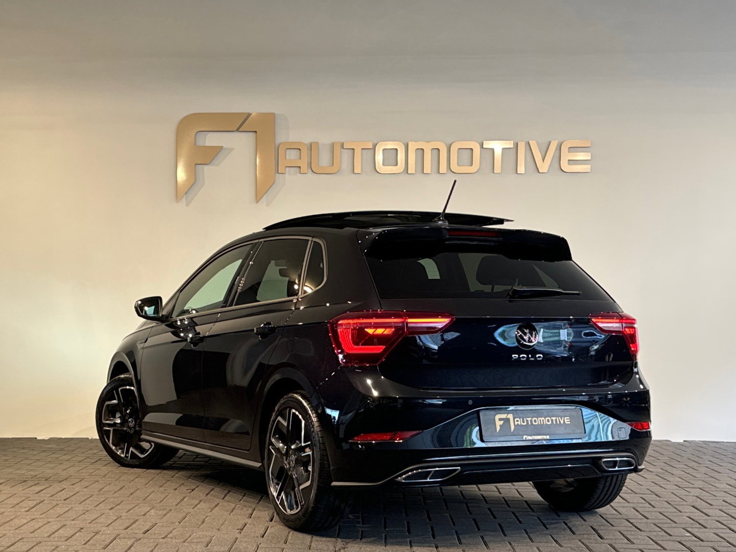 Volkswagen Polo 1.0 TSI R Line Pano|Keyle|Sfeer|Camera|116PK