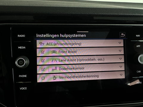 Volkswagen T-Roc 2.0 TSI 4Motion R Pano|Akra|Keyless|Sfeer