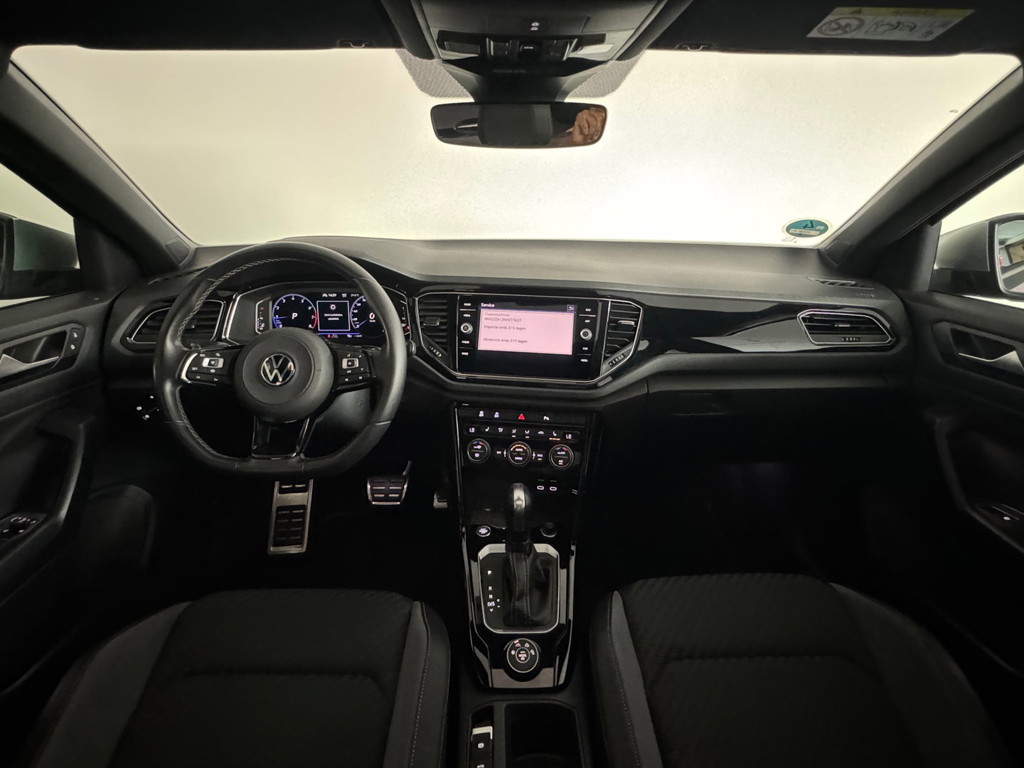 Volkswagen T-Roc 2.0 TSI 4Motion R Pano|Akra|Keyless|Sfeer