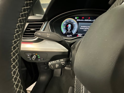 Audi Q5 50 TFSI e S Line Competition Pano|Sfeer|Trekhaak|Keyless