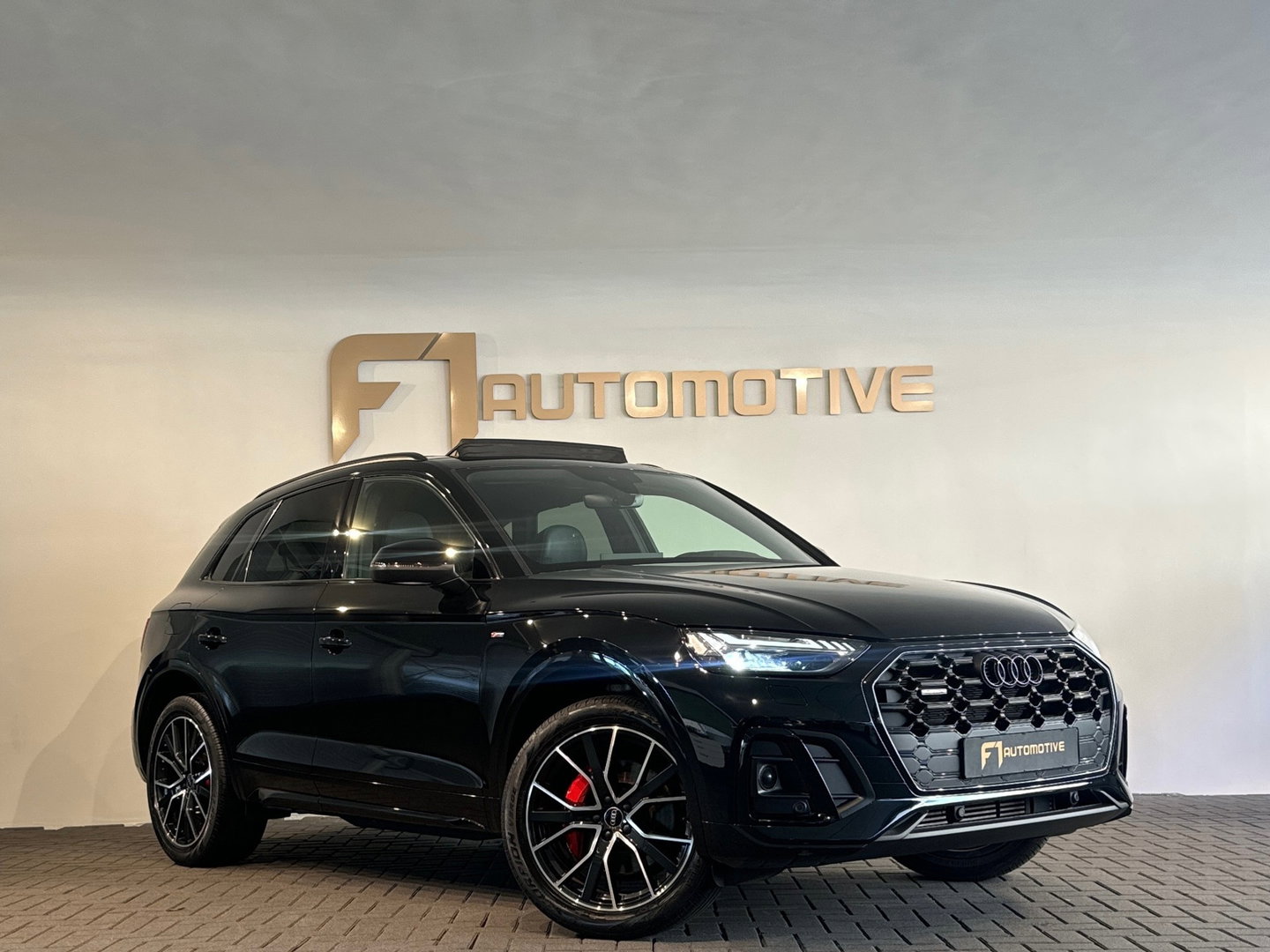 Audi Q5 50 TFSI e S Line Competition Pano|Sfeer|Trekhaak|Keyless