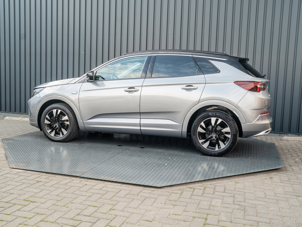 Opel Grandland