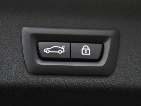 MINI Countryman 2.0 Cooper S Hammersmith | Panoramadak | Carplay | Camera | Harmon Kardon | Leder | Stoel verwarming | Elektrische kofferbak | Digital cockpit | Keyless | Cruise control | Climate control