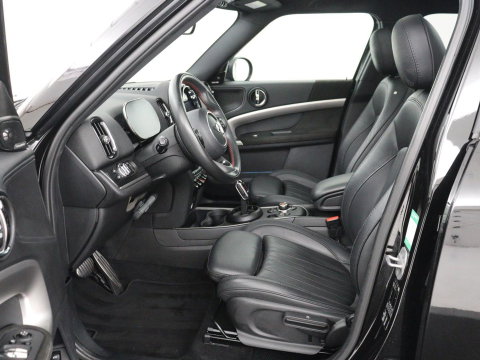 MINI Countryman 2.0 Cooper S Hammersmith | Panoramadak | Carplay | Camera | Harmon Kardon | Leder | Stoel verwarming | Elektrische kofferbak | Digital cockpit | Keyless | Cruise control | Climate control
