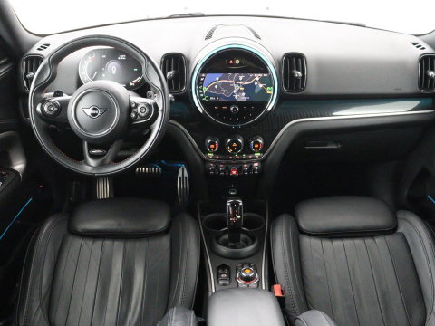 MINI Countryman 2.0 Cooper S Hammersmith | Panoramadak | Carplay | Camera | Harmon Kardon | Leder | Stoel verwarming | Elektrische kofferbak | Digital cockpit | Keyless | Cruise control | Climate control