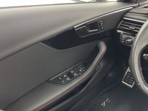 Audi A4 Avant 2.0 TDI S-Line Sport Black Edition Aut. *PANO | LEATHER | FULL-LED | HEATED-SPORTSEATS | AUDI-SOUND | DIGI-COCKPIT | KEYLESS | NAVI-FULLMAP | PDC | AMBIENTLIGHT | CRUISE  | 18"ALU*