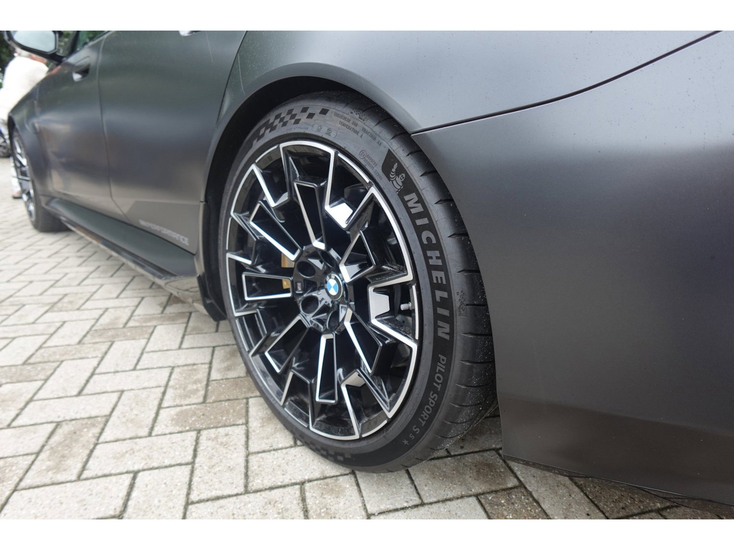 BMW 5 Serie Touring M5 PANO CARBON KEYLESS LASER HUD VOL