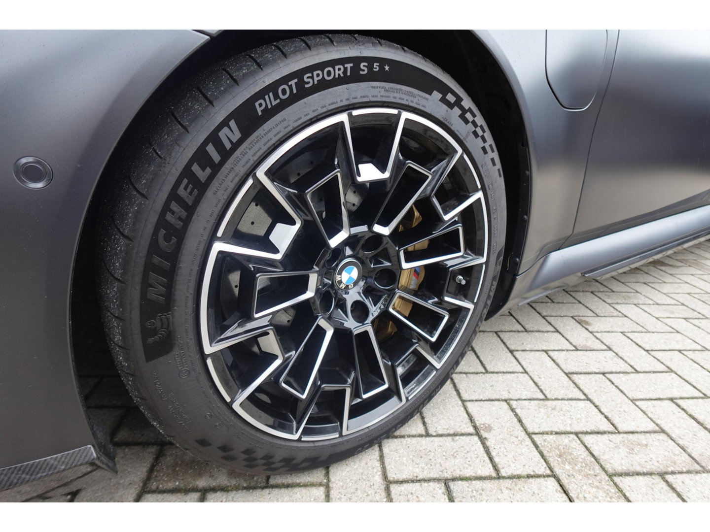 BMW 5 Serie Touring M5 PANO CARBON KEYLESS LASER HUD VOL