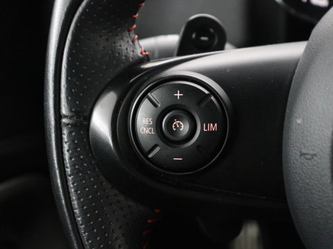 MINI Countryman 2.0 Cooper S Hammersmith | Panoramadak | Carplay | Camera | Harmon Kardon | Leder | Stoel verwarming | Elektrische kofferbak | Digital cockpit | Keyless | Cruise control | Climate control
