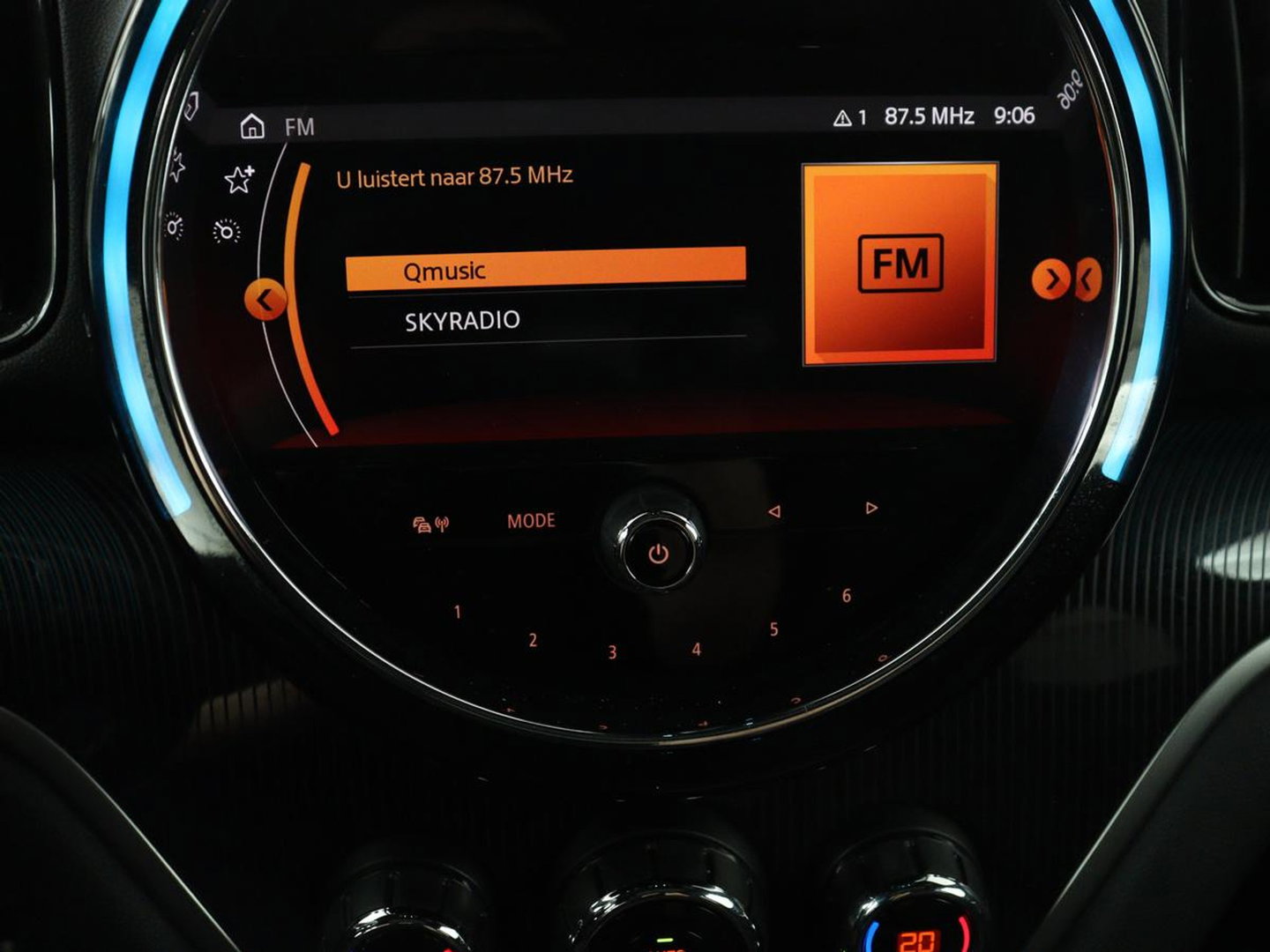 MINI Countryman 2.0 Cooper S Hammersmith | Panoramadak | Carplay | Camera | Harmon Kardon | Leder | Stoel verwarming | Elektrische kofferbak | Digital cockpit | Keyless | Cruise control | Climate control