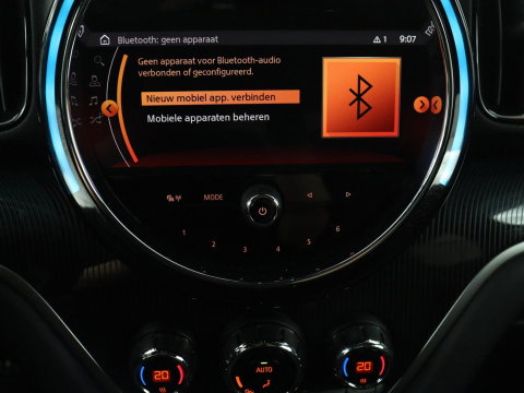MINI Countryman 2.0 Cooper S Hammersmith | Panoramadak | Carplay | Camera | Harmon Kardon | Leder | Stoel verwarming | Elektrische kofferbak | Digital cockpit | Keyless | Cruise control | Climate control