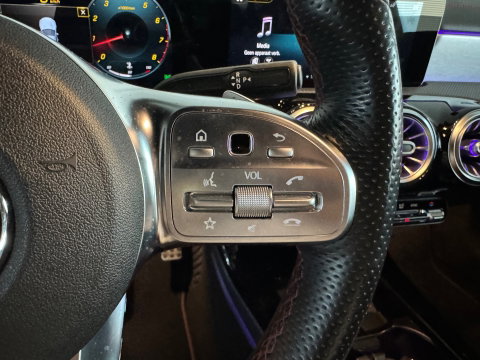 Mercedes-Benz CLA-Klasse 220 4MATIC Night|Keyless|Sfeer|Camera