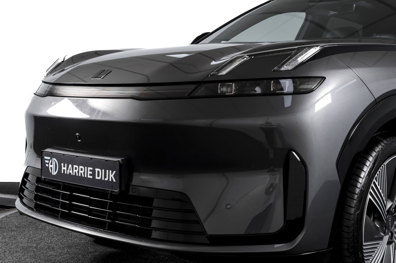 Lynk & Co 08